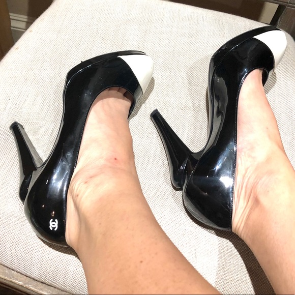 Chanel Heels - Picture 2 of 6